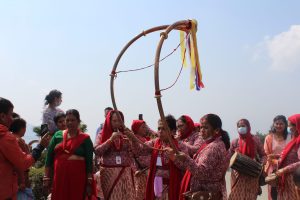 भालेश्वरमा फागु राैनक (फोटो फिचर)