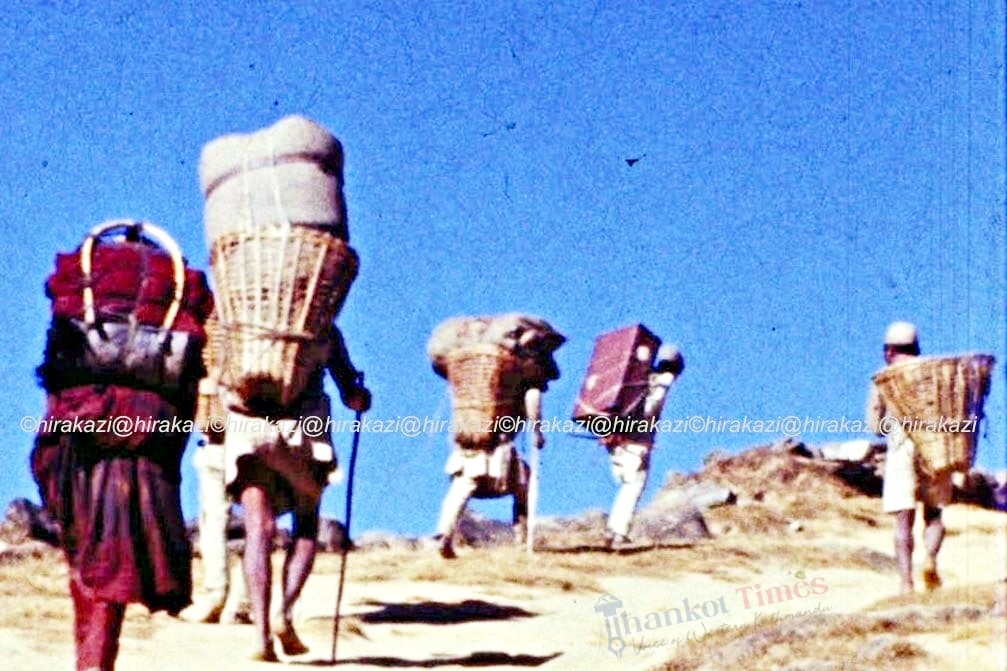 थानकोटमा राज्यले काठमाण्डाै आउने यात्रीका लागि निःशुल्क मालपुवा बाँड्दथ्यो