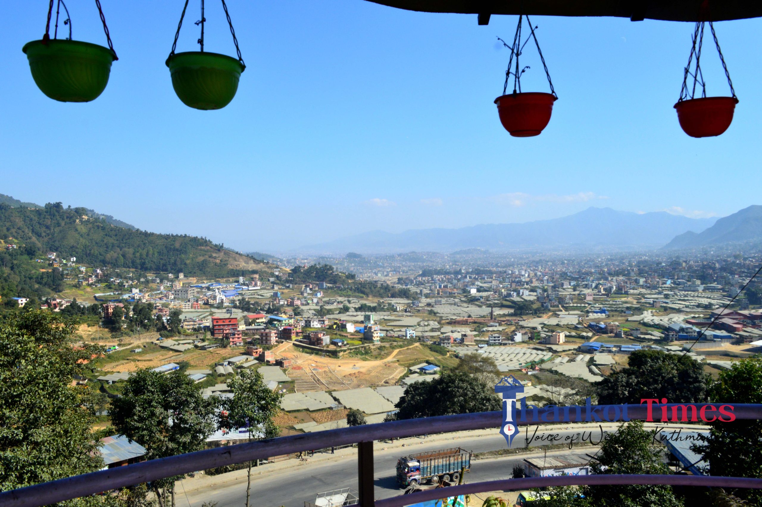 स्थानीय तह निर्वाचनः चन्द्रागिरिमा वडाध्यक्षको दाैडमा एमालेका १५ उम्मेदवार, काँग्रेसका १४