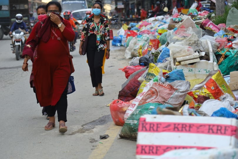 काठमाण्डाैका चोक चोकमा थुप्रियो फोहोर