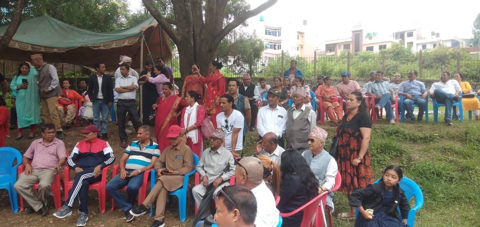 त्रिभुवन पार्कमा राजेन्द्र लिंङ्देन