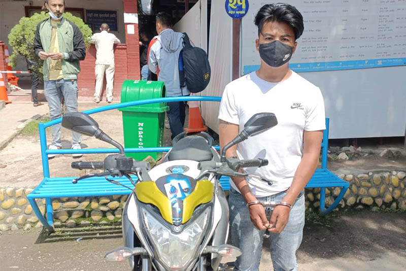 मच्छेगाउँबाट हराएको मोटरसाइकल ललितपुरमा भेटियो, चोरीमा संलग्न युवक समातिए