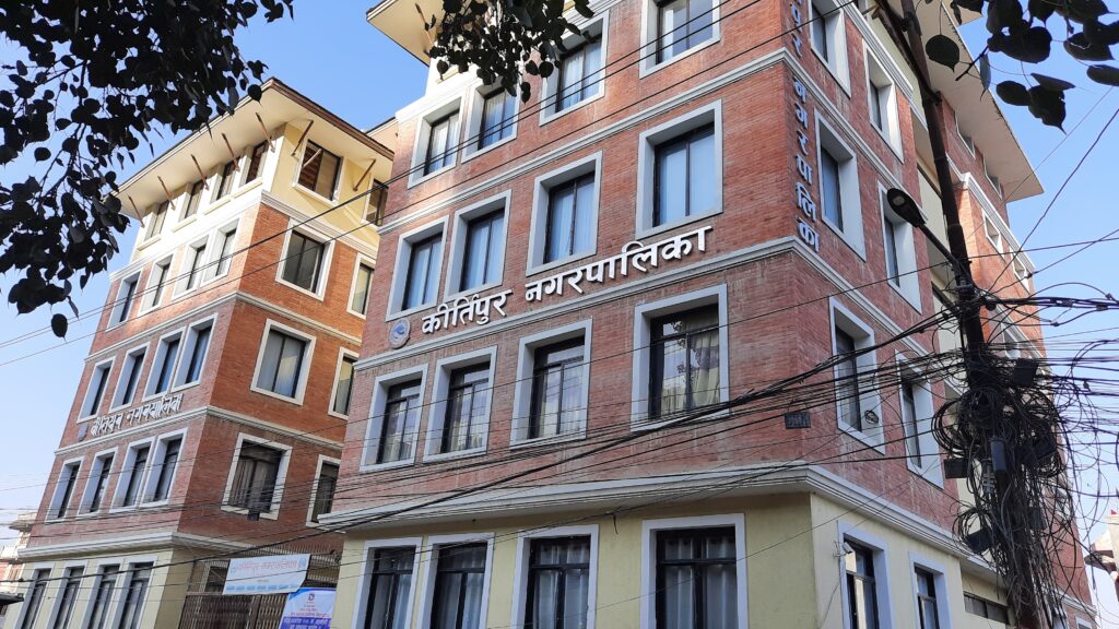 कीर्तिपुर नगरले लम्पी स्किनविरूद्ध निःशुल्क खोप अभियान सुरू गर्दै