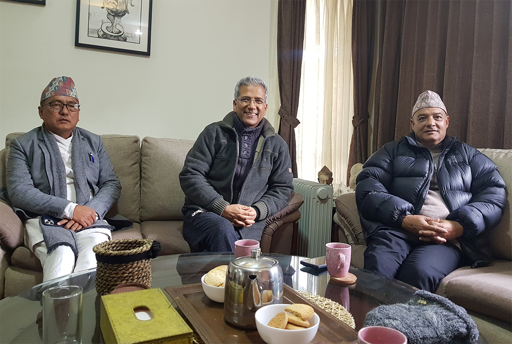 रवीन्द्र मिश्र बने राप्रपाको वरिष्ठ उपाध्यक्ष