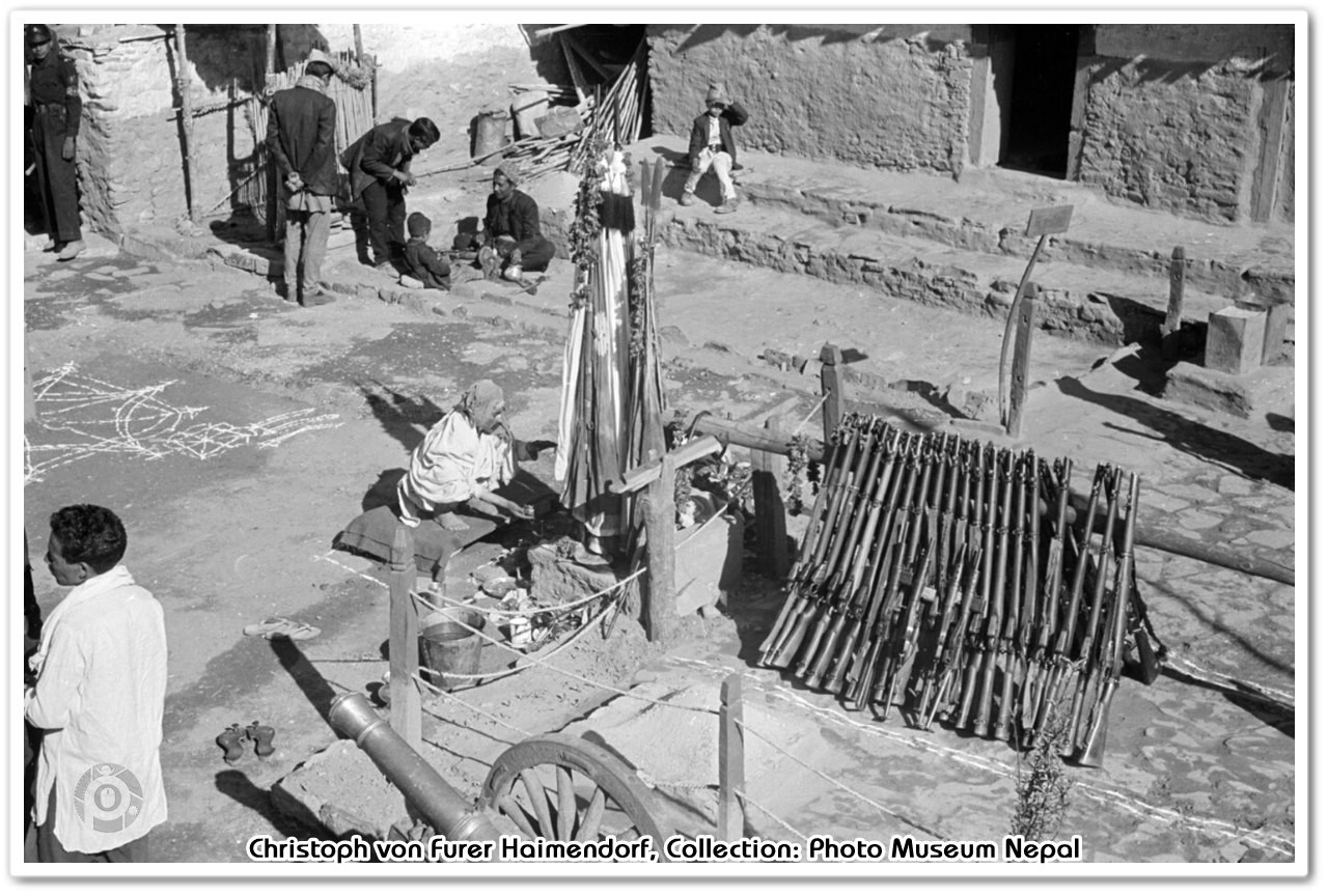 बडादशैँको नवाैं दिन आज महानवमी