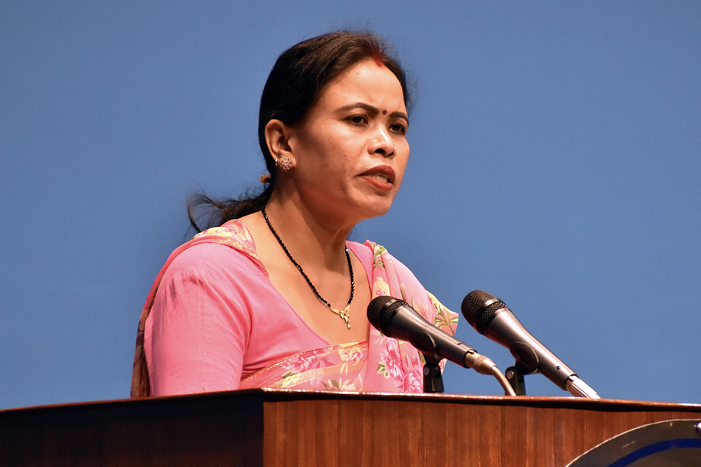 एमालेबाट टिकट पाउने छाँट नदेखेपछि ‘स्वतन्त्र उम्मेदवारी’ दिने गंगा चौधरीको घोषणा