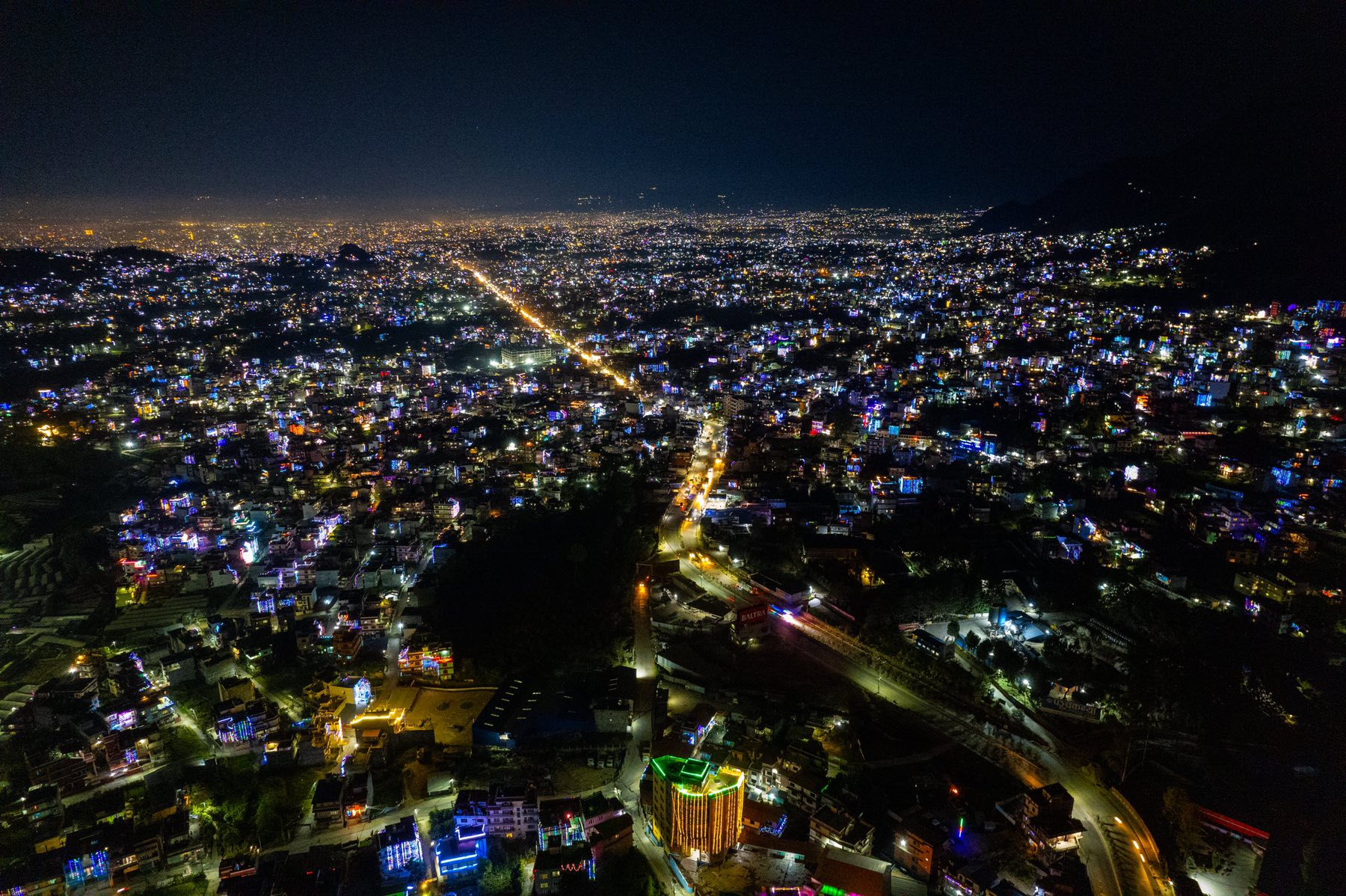 स्वदेशी बिजुलीबाटै तिहारको उज्यालो