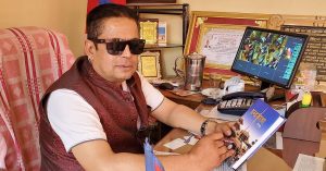 भोट मागेको भिडियो श्यर गर्दा ‘भाइरल’ वडाध्यक्षलाई निर्वाचन आयोगले ५ हजार जरिवाना तिरायो