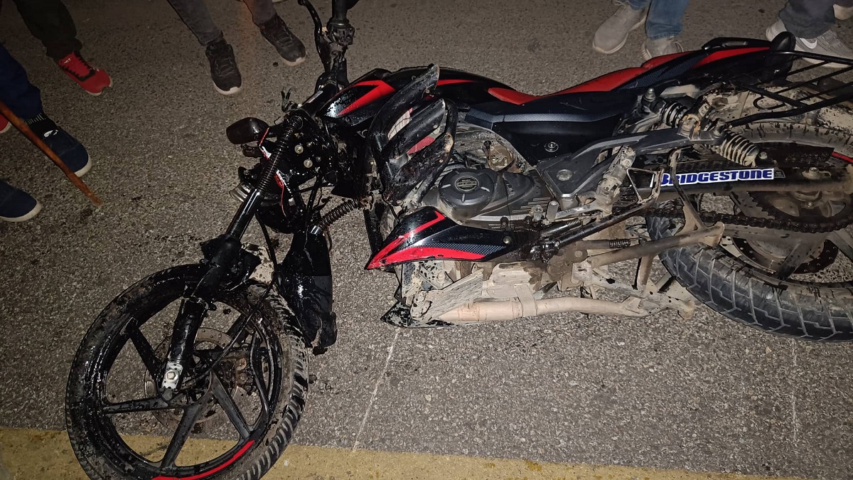 मोटरसाइकल दुर्घटनामा चालकको ज्यान गयो