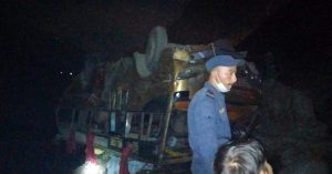 काठमाडौंबाट रूकुमकोट जाँदै गरेको बस त्रिशुली किनारमा खस्यो, उद्दार कार्य जारी