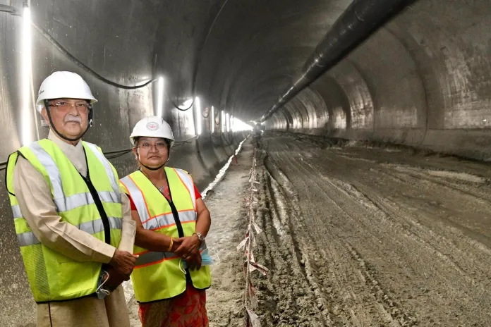नागढुङ्गा सुरूङ हेर्न एमाले अध्यक्ष ओली खत्रीपाैवामा