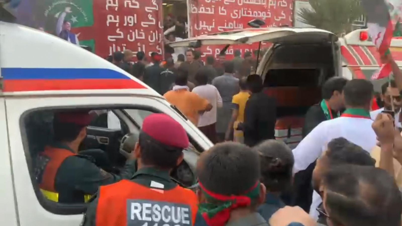 पाकिस्तानका पूर्वप्रधानमन्त्री इमरान खानमाथि गोली प्रहार