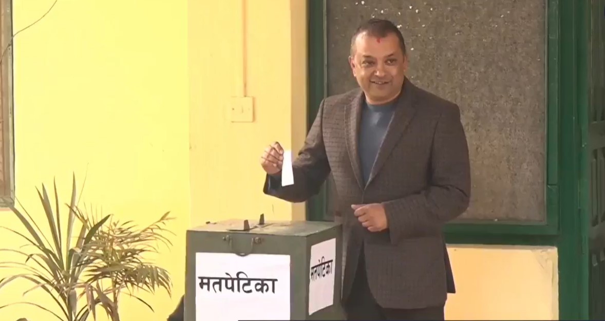 सिंहदरबारमा नेपाली कांग्रेस संसदीय दलको निर्वाचन सुरू