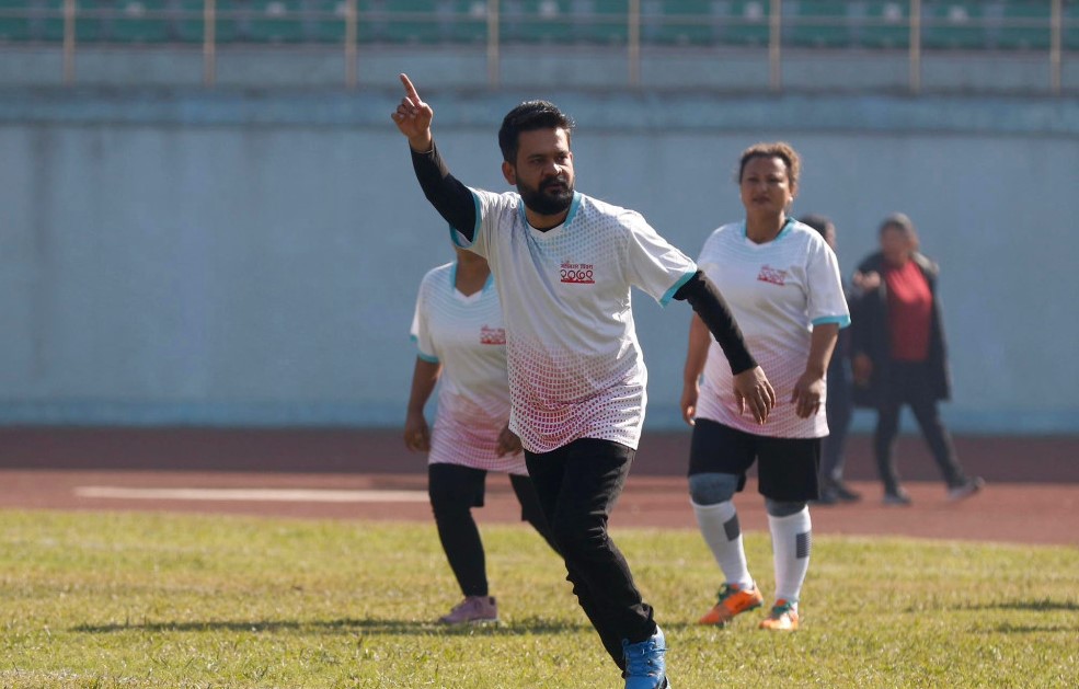 कर्मचारीसँगको मैत्रीपूर्ण खेलमा मेयर बालेनको टिम ६-१ पराजित