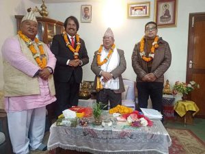 सांसद् दीपक मनाङे एकीकृत समाजवादीमा प्रवेश