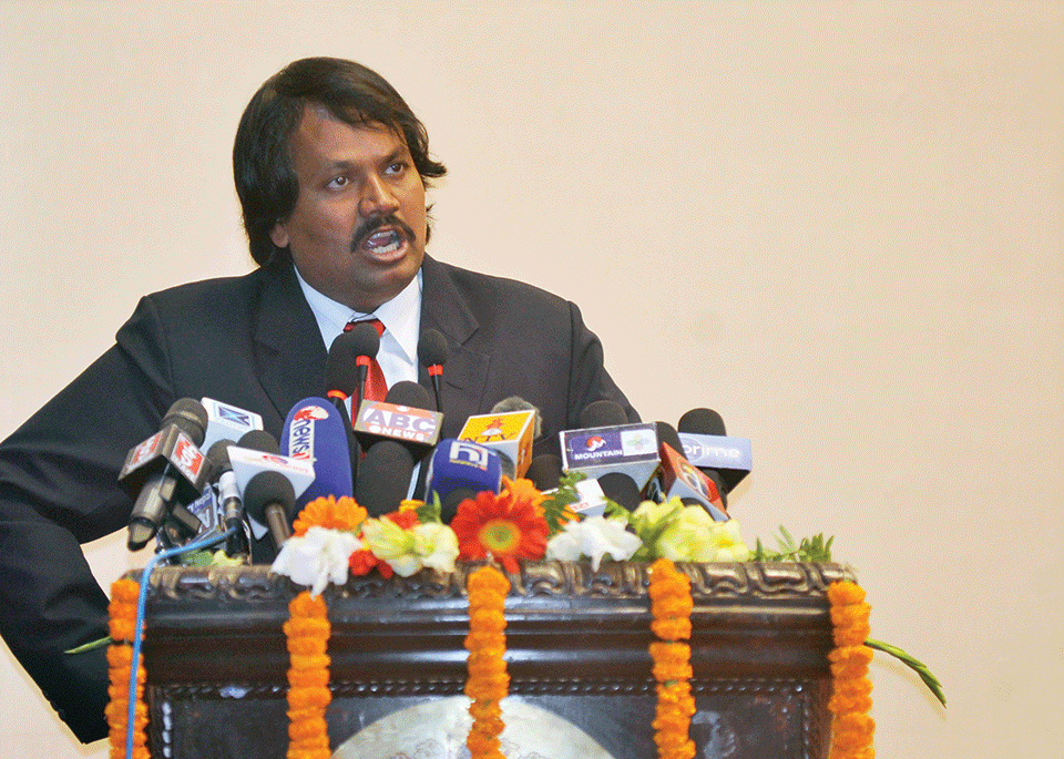 जनमत पार्टी छोडेर जानेलाई पुनः प्रवेश गरेमा ६ वर्षसम्म कुनै पनि लाभकाे पदमा सहभागी हुन नदिइने !