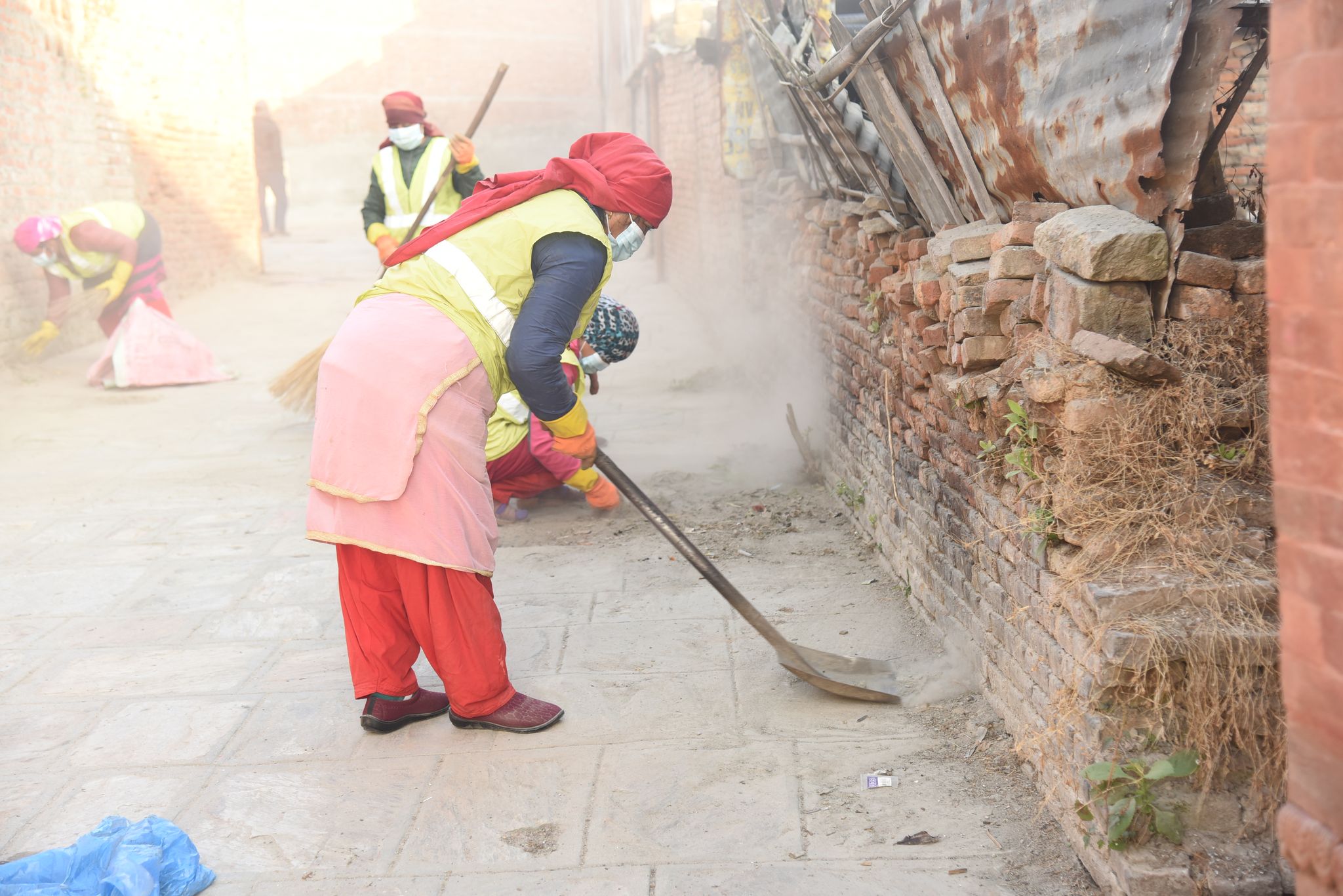 कलंकीसहित काठमाडौंका ५० खुल्ला र सार्वजनिकस्थलको एकैपटक सफाइ