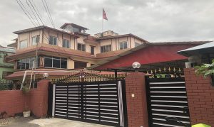 प्रधानमन्त्री निवास बालुवाटार सुनसान, सबैको ध्यान नेकपा एमालेका अध्यक्षको निवास बालकोटतर्फ