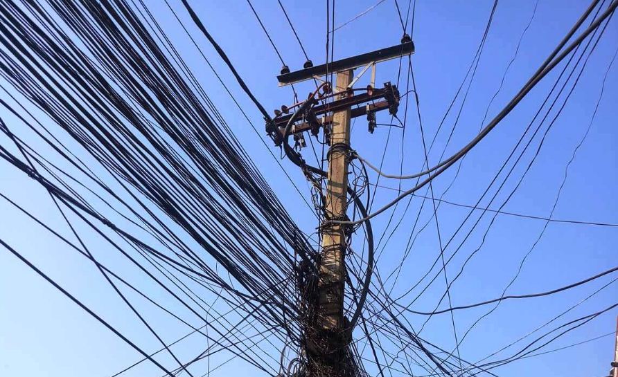 ११ पुसदेखि अव्यवस्थित तार हटाउने तयारीमा विद्युत प्राधिकरण