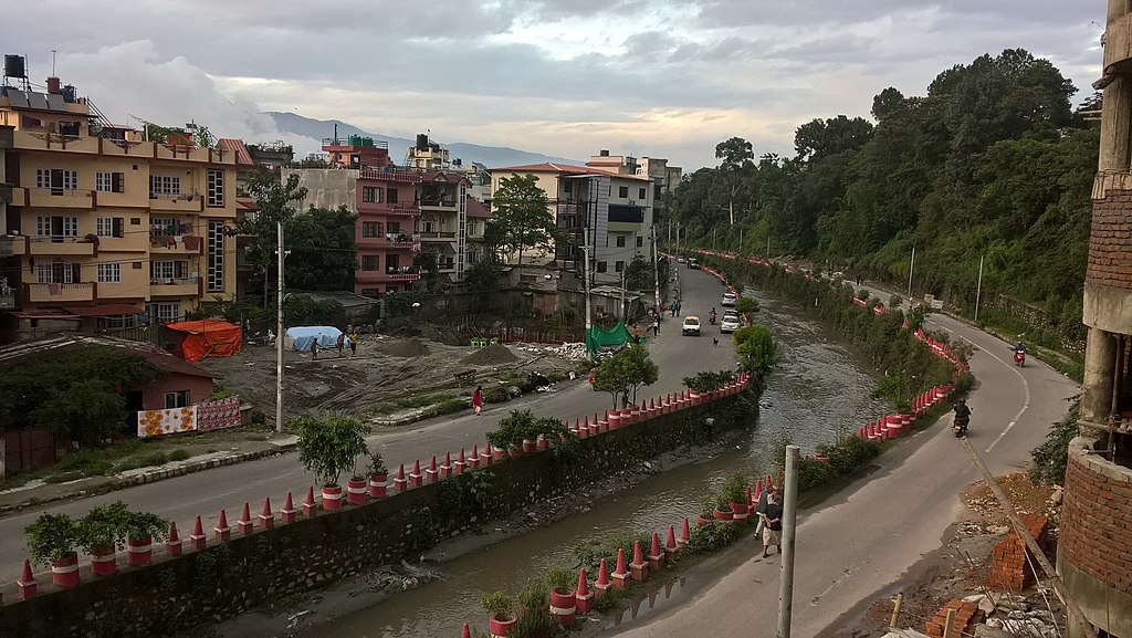 काठमाडौँका नदी किनारमा ‘थप २० मिटर’ छोड्नुपर्ने मापदण्ड खारेज