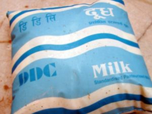 डीडीसीको दूधको मूल्य लिटरमा ११ रुपैयाँले बढ्यो