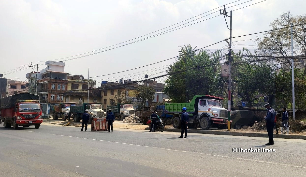 ट्राफिक प्रहरीको विशेष चेकिङ: बिहानै मापसे गर्ने ८७ चालक कारबाहीमा