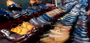 सस्तोमा जुत्ता-चप्पल बेचेको भन्दै मेला बन्द गर्न सिडियोलाई फेन्सी व्यवसायीको ज्ञापन पत्र