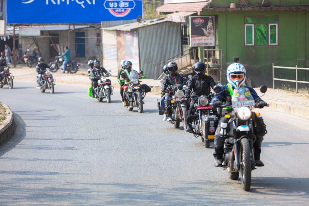 नागढुङ्गामा रोयल इन्फिल्डको लाम लागेपछि…..