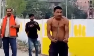 नशामा लट्ठिएर गलत हर्कत गर्ने प्रहरी जवान निलम्बित