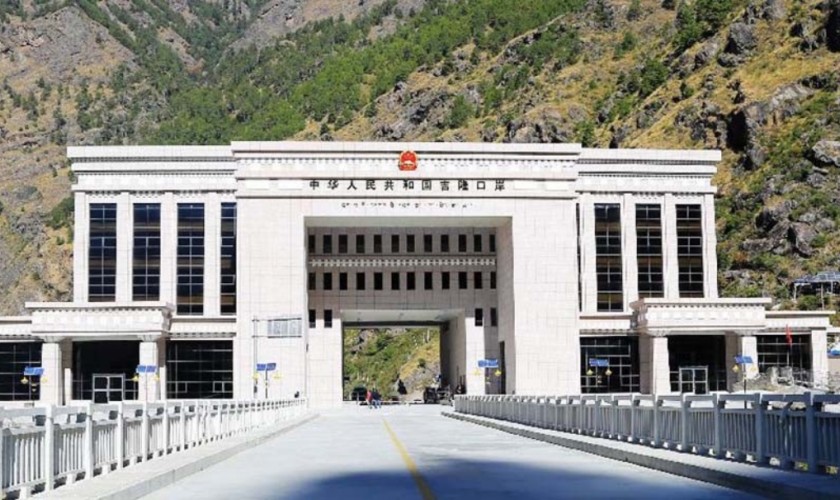 रसुवागढी नाका आजदेखि दुईतर्फी सञ्चालनमा