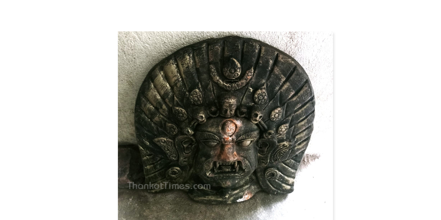 मातातीर्थमा बेवारिसे अवस्थामा भेटियो भैरवको मूर्ति