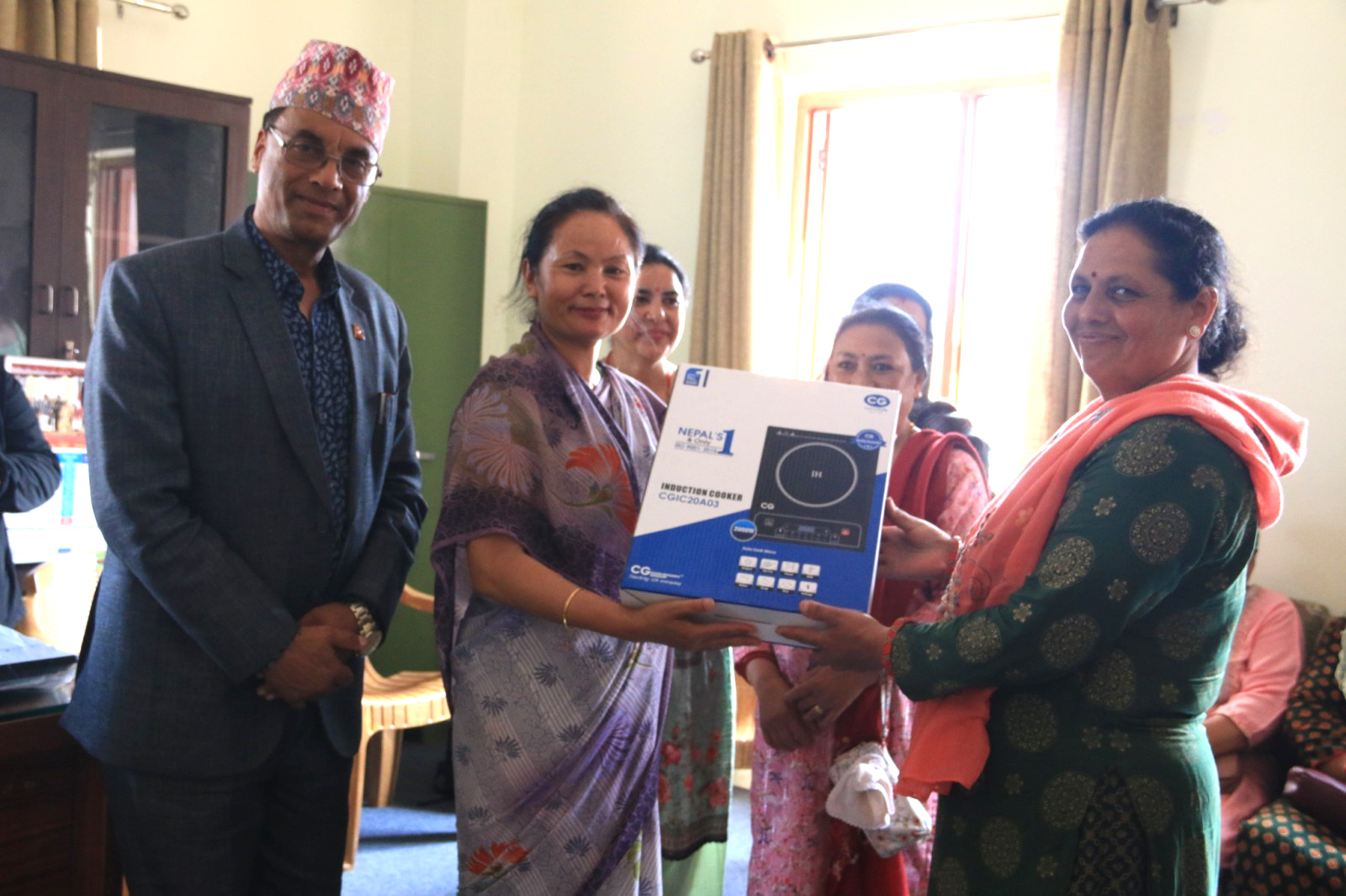 चन्द्रागिरिका लक्षित वर्गका लागि इन्डक्सन चुल्हो