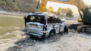 गाडीसहित सुनकोशी नदीमा भेटियो बेपत्ता भएका सिटिइभिटीका दुई कर्मचारीको शव