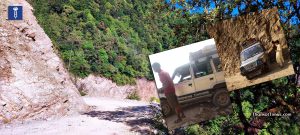 थानकोट-चित्लाङ सडकमा भयानक दुर्घटना टर्यो, चालकले भित्तामा ठोकाएर रोके गाडी