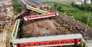 ओडिसामा रेल दुर्घटनाः ३५ पैसाको बीमाले मृतकका आफन्तलाई १० लाखसम्म क्षतिपूर्ति मिल्थ्यो, तर…
