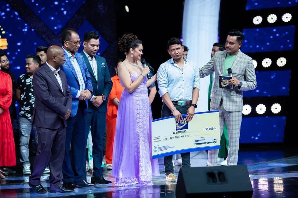 गायन रियालिटी शो मेरो भ्वाइस युनिभर्सः थानकोटका राजु तामाङको चुनाैती समाप्त