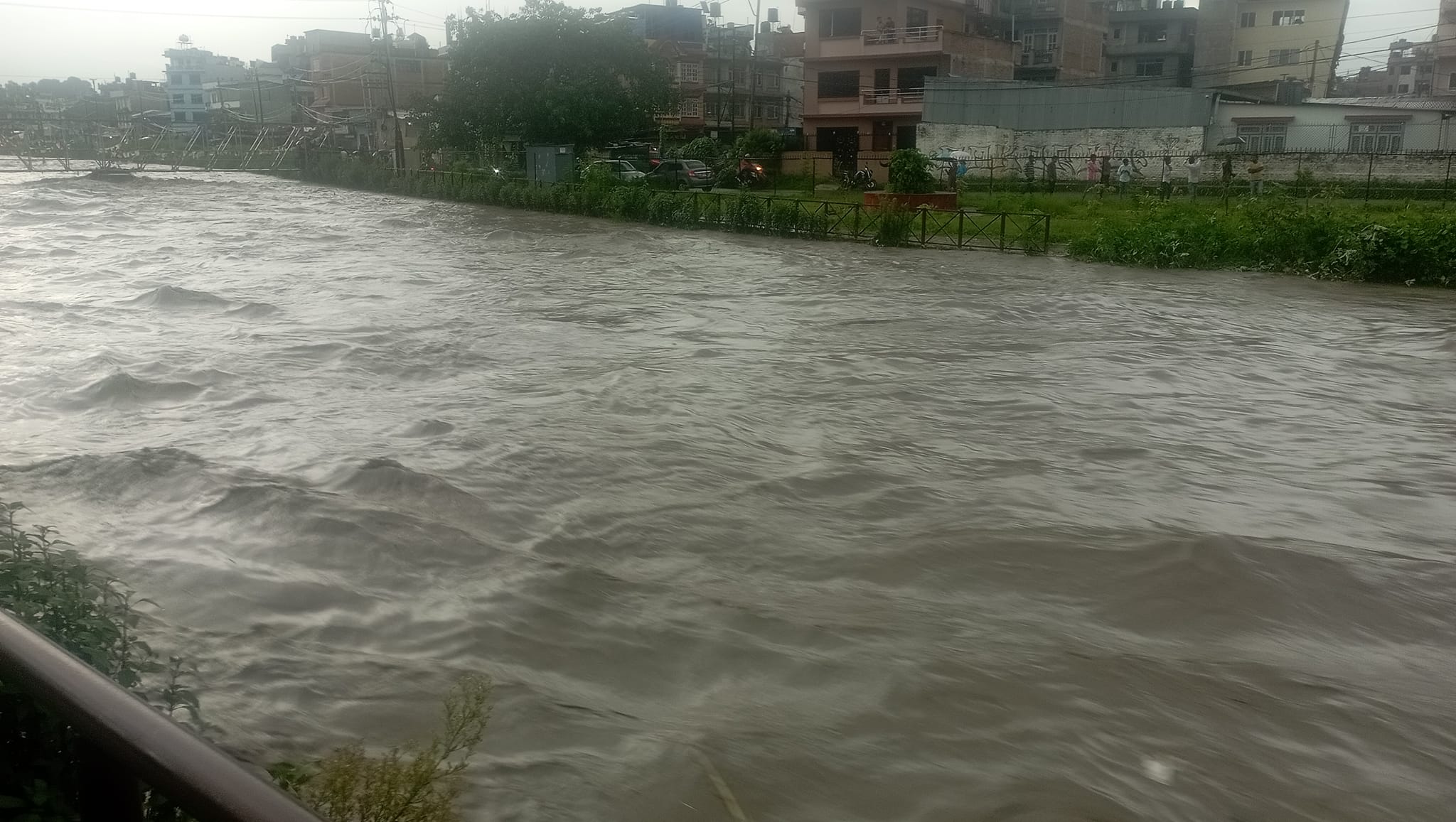 विष्णुमतीमा भीषण बाढी, सतर्क रहन आग्रह