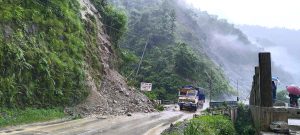 मुग्लिन-नारायणगढ सडक एकतर्फी सुचारू