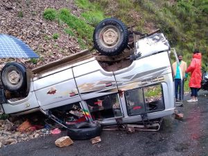 हेटाैंडा जाँदै गरेको सुमो दुर्घटना, ९ जना यात्रु घाइते