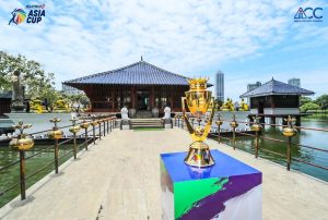 एसिया कप क्रिकेटको उपाधीका लागि भारत र श्रीलङ्काबीच खेल हुँदै