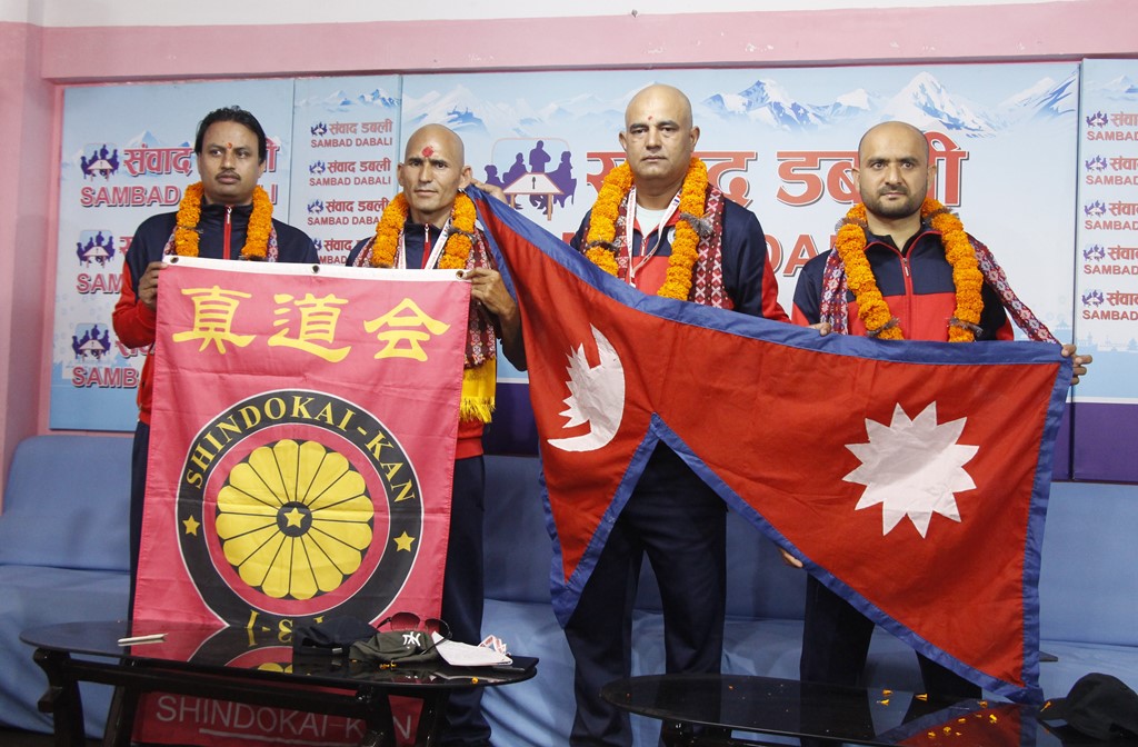 वर्ल्ड मिट इन्टरनेशनल अवार्ड-२०२३ का लागि नेपाली टोली थाइल्याण्डमा, प्रशिक्षक धामी सम्मानित हुँदै