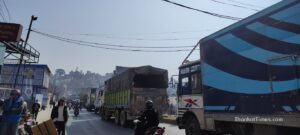 मातातिर्थ औंशी मेलाः गुर्जुधारा-सतुगंल सडक खण्डमा सवारी साधनको चाप