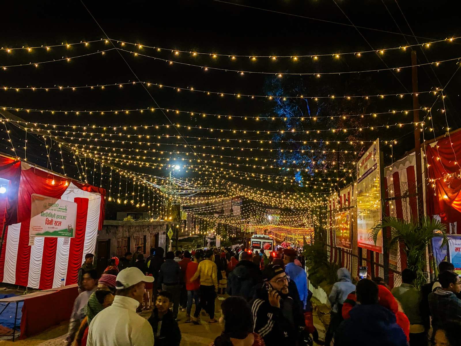 तिहारमा पैंतालिस करोडको झिलिमिली बत्ती आयात