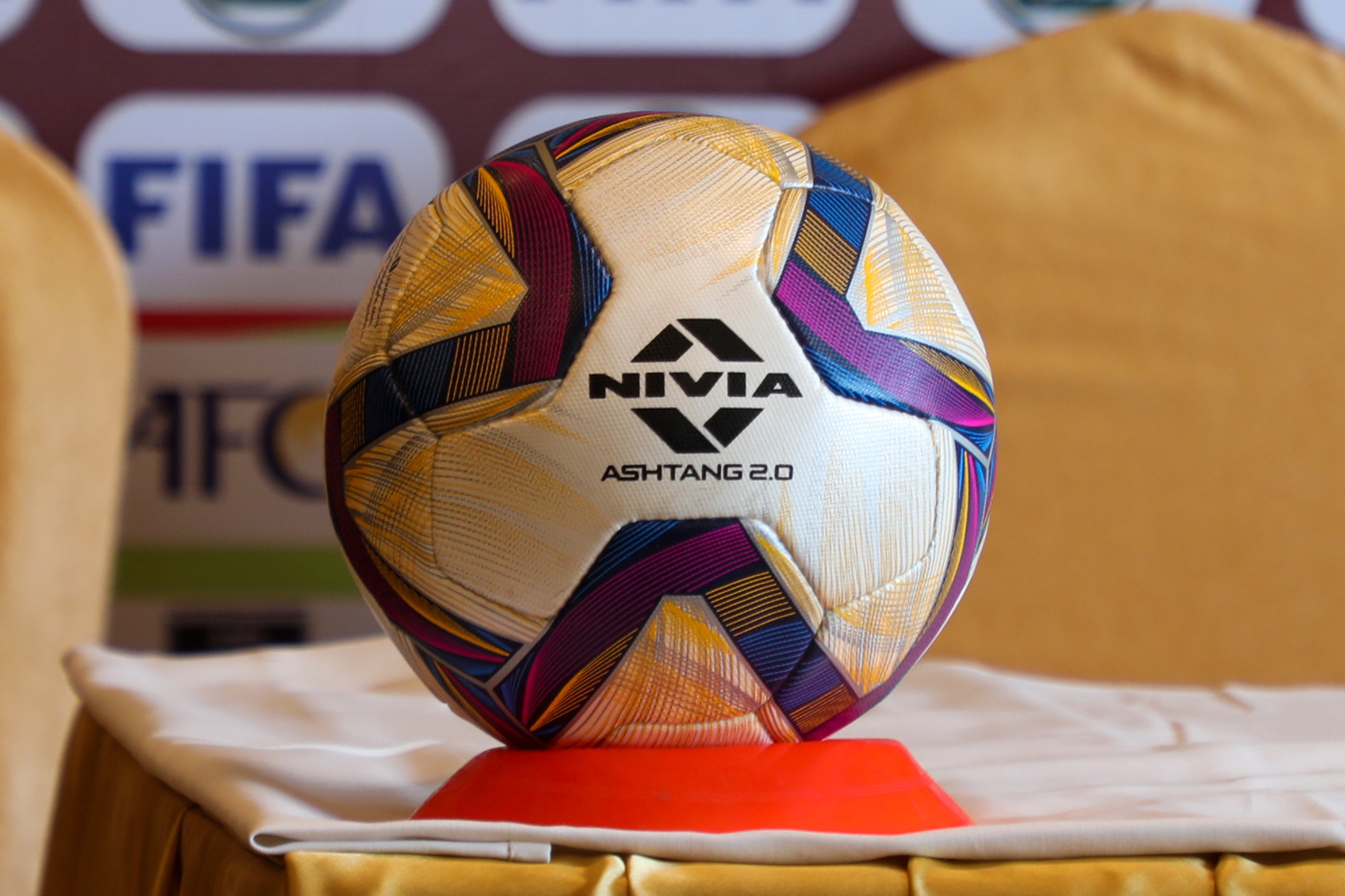 विश्वकप फुटबल छनोटः समर्थकलाई खेलपछि घर फर्किन एन्फाले १५ वटा बसको व्यवस्था गर्ने