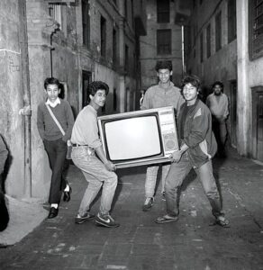 आज विश्व टेलिभिजन दिवस