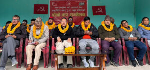 बाँडभञ्ज्याङमा वर्षमान पुनले भने- ‘गणतन्त्रको विकल्पमा राजतन्त्रको वकालत गर्नु गलत’