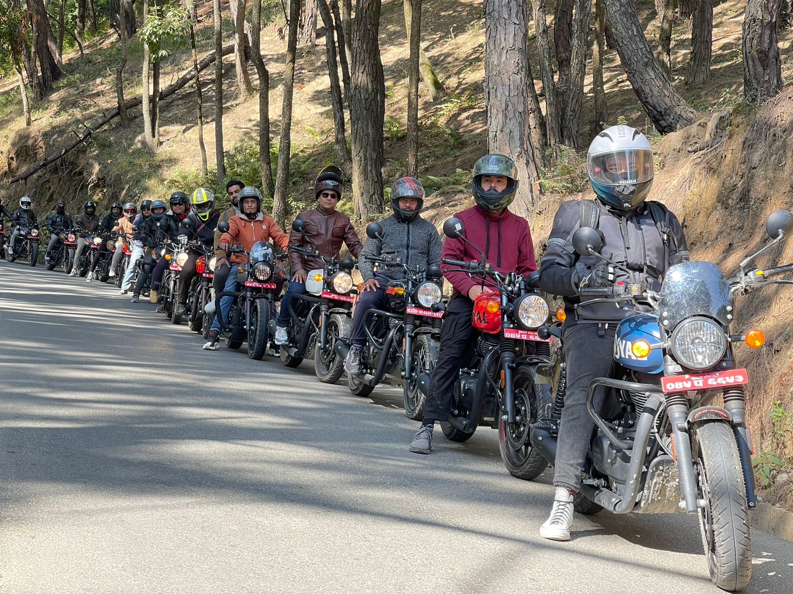 दरबारमार्गबाट इन्द्रस्थानसम्म रोयल एनफिल्ड हन्टर र्याली