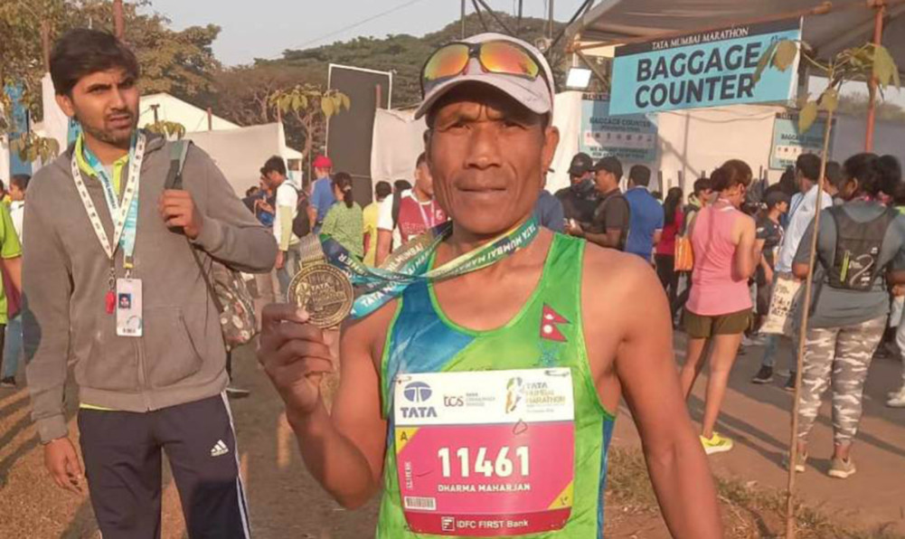 कीर्तिपुरका धावक धर्मलाई  मुम्बई म्याराथनमा स्वर्ण पदक