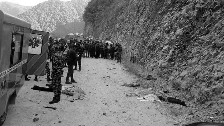 थानकोट सेतो पहरामा जीप दुर्घटना प्रकरणः मृतक चारै जनाको सनाखत, ६ वर्षीया बालिका घाइते