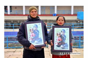 मातातीर्थका भीमराज र देवीलाई ५० वर्षअघिको फोटो उपहार !